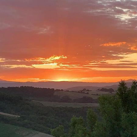 Agriturismo San Bartolomeo Montecchio  外观 照片