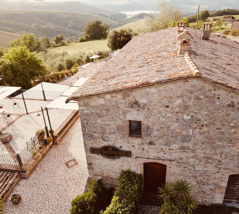 Agriturismo San Bartolomeo Montecchio  外观 照片